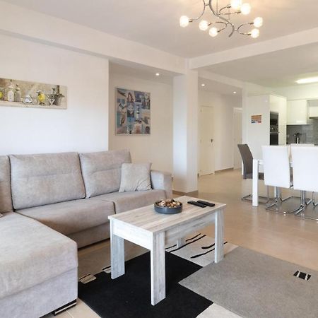 Modern 2 Bedroom Apartment 100 M From The Beach Javea Exterior photo