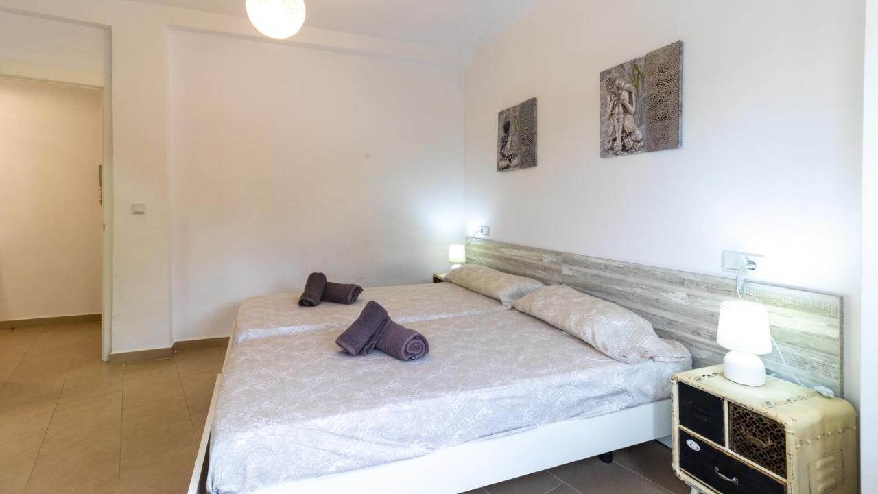 Modern 2 Bedroom Apartment 100 M From The Beach Javea Exterior photo